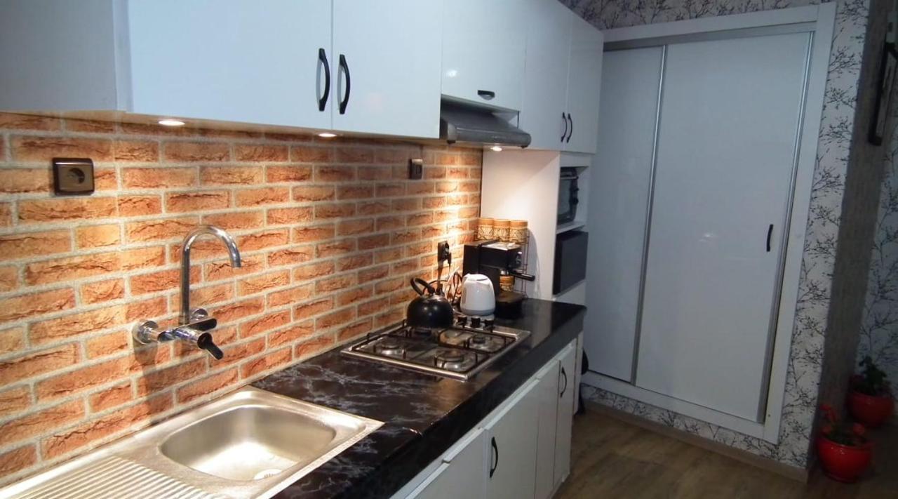 Stay Here, Nice Apartment With Garden View In Center, 1 Min Walk From Beach El Jadida Dış mekan fotoğraf